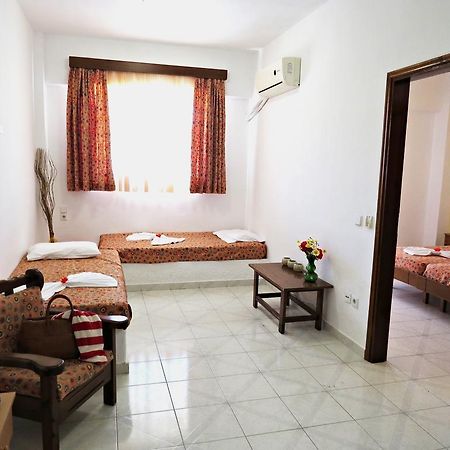 Maritime Hotel Apartments Petaloudes Exterior foto