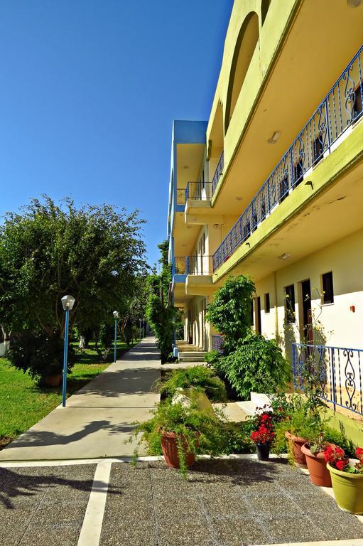 Maritime Hotel Apartments Petaloudes Exterior foto